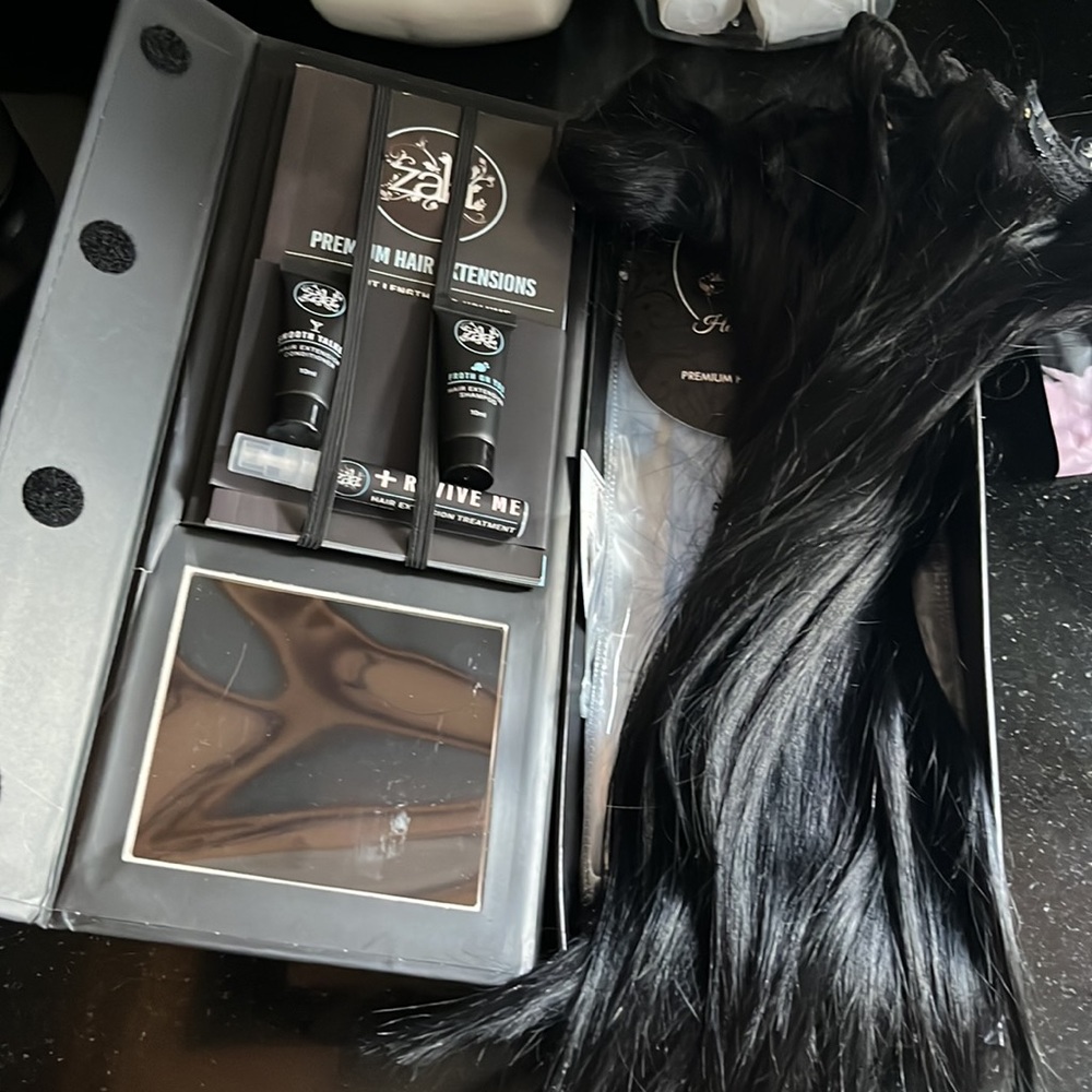 Brand New Zala hair
